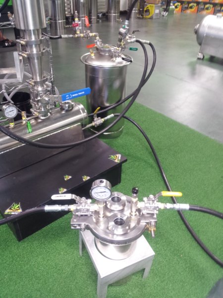 ../previews/002-2017-04-05 14.50.43.jpg.medium.jpeg